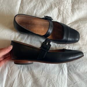 Zou Xou EUGENIA Mary Jane Flats